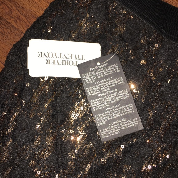 Mid length sequence skirt - Picture 4 of 6